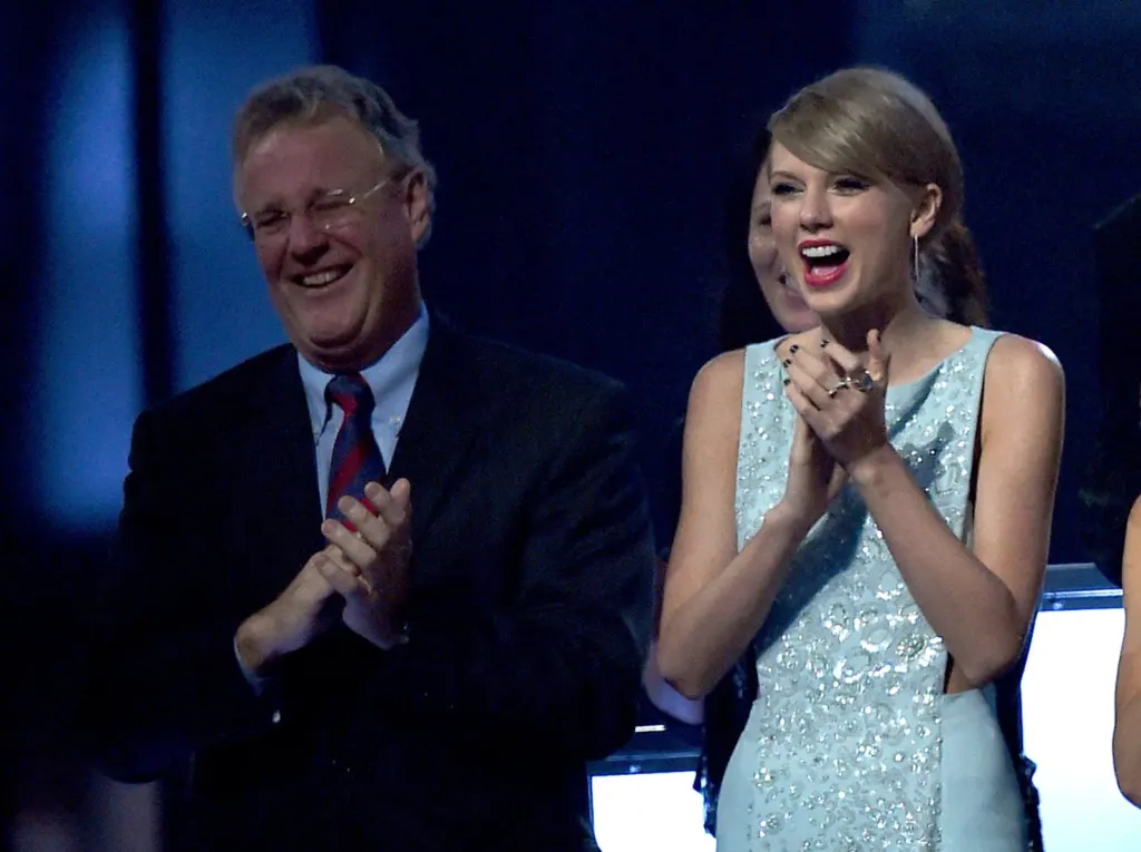 50th ACM Awards at AT&T Stadium, Arlington, Texas, 2015